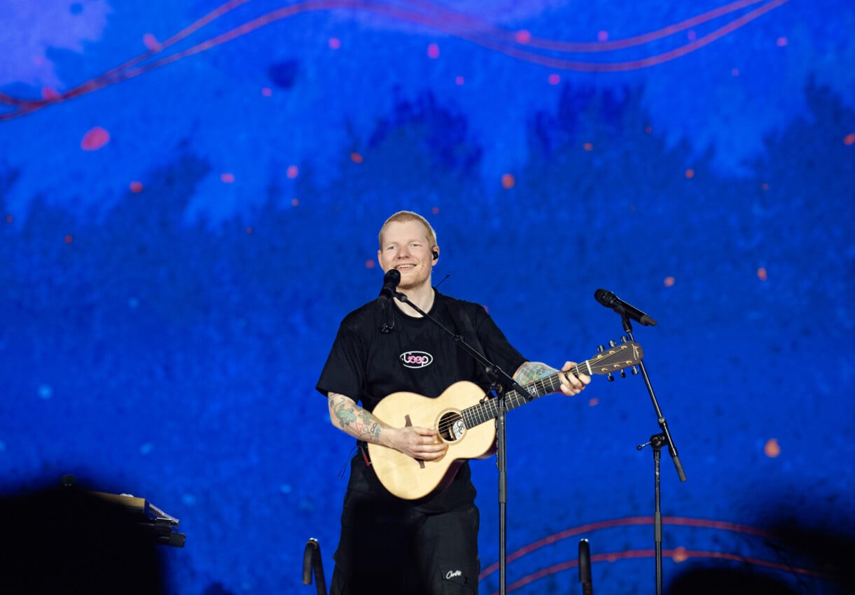 Ed Sheeran hizo del romanticismo el protagonista de una noche inolvidable
