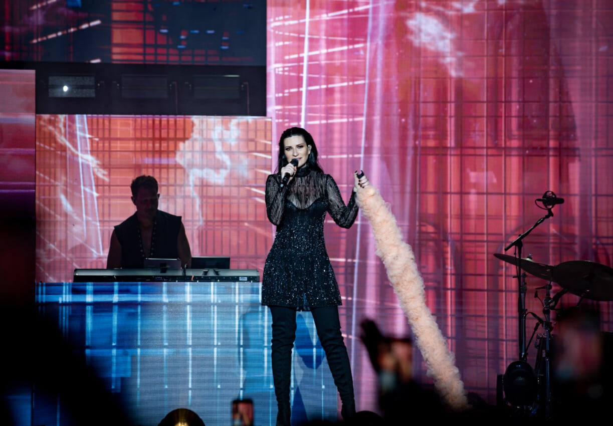 Una noche para recordar: Laura Pausini hizo vibrar a miles de fanáticos