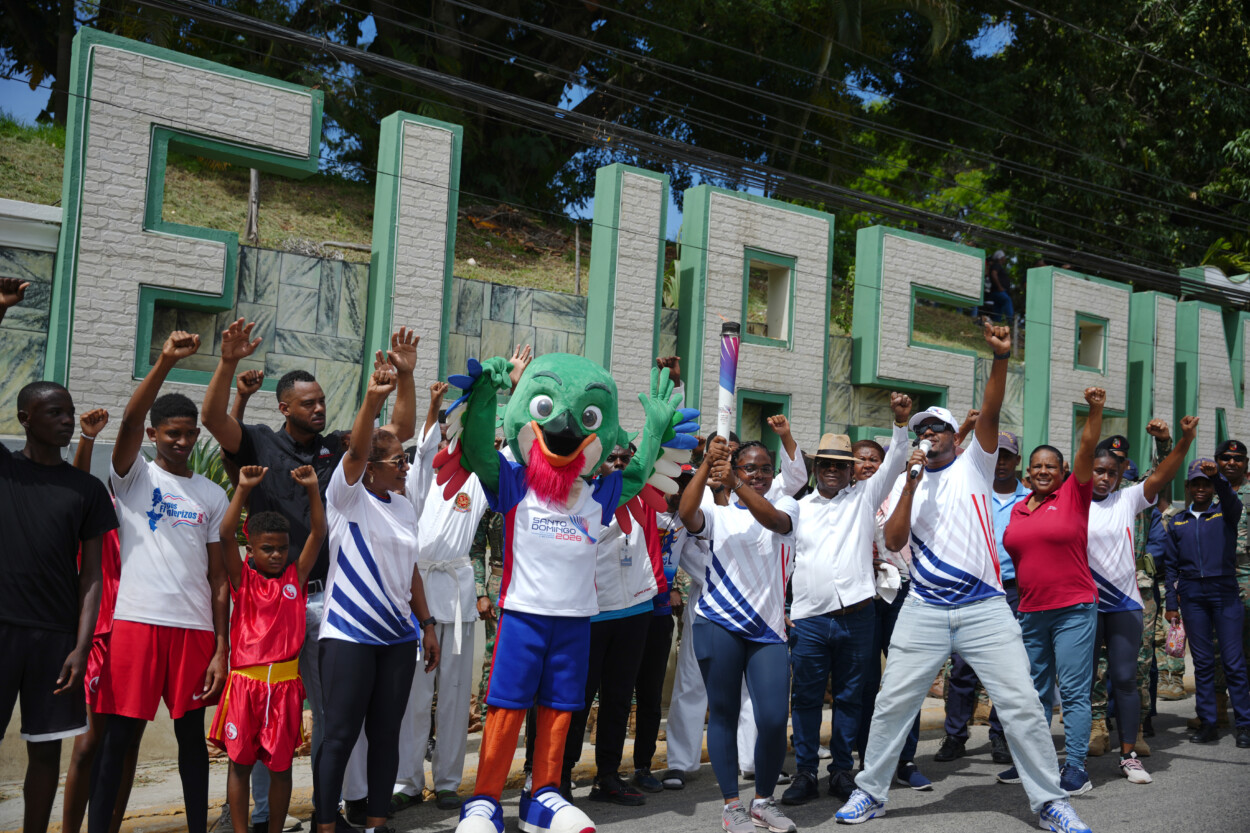 Antorcha ceentroamericana y del Caribe llega a Elías Piña