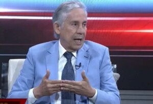 Freddy Pérez asegura RD necesita experiencia de Leonel
