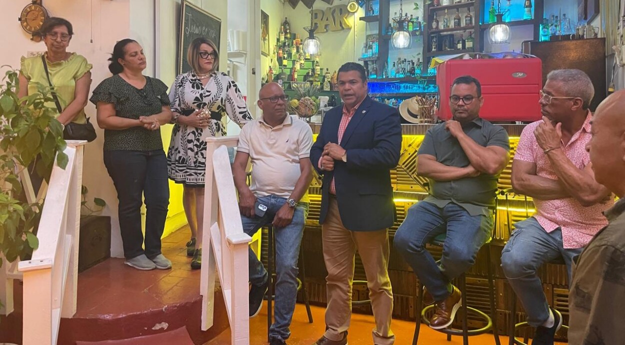 Comerciantes denuncian abandono en la Ciudad Colonial: 28 negocios cerrados