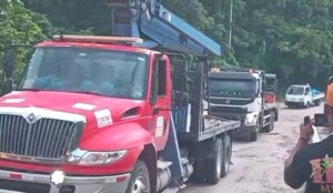 Paralizan carretera del Sur Costero por deterioro del puente La Mercedita