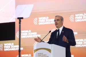 “Invertir en República Dominicana es sencillo”: la apuesta de Abinader ante empresarios del mundo