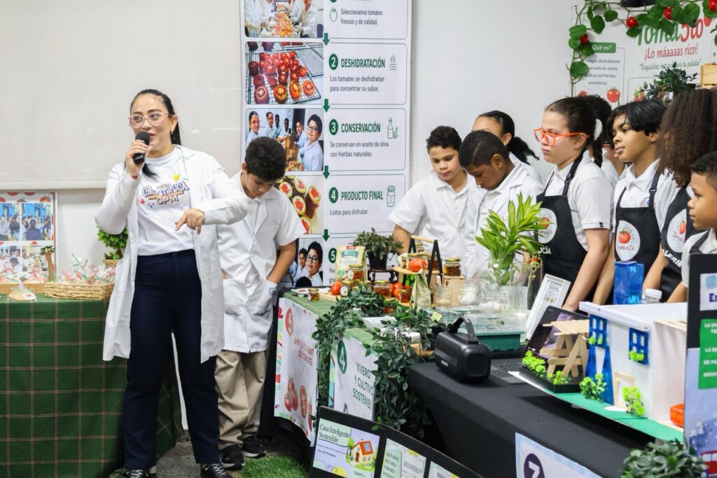 Robots, ideas y talento: Colegio apuesta por la innovación estudiantil