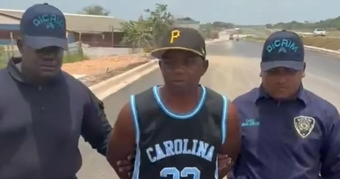 Capturan a Camilo Rodríguez, acusado del feminicidio de Indhira Carolina Beltré en Santo Domingo Este