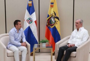 Reunión a puertas cerradas entre Abinader y el presidente ecuatoriano