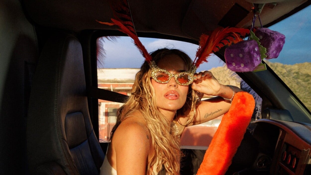 Karol G amplía su gira ‘Viajando por el mundo Tropitour’ tras venta millonaria de boletas