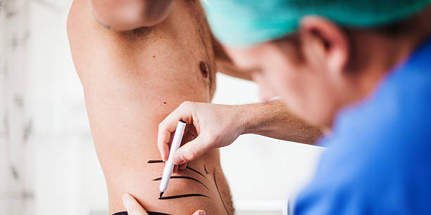 Botox, lipo y blefaroplastia: los tratamientos estéticos favoritos de los hombres