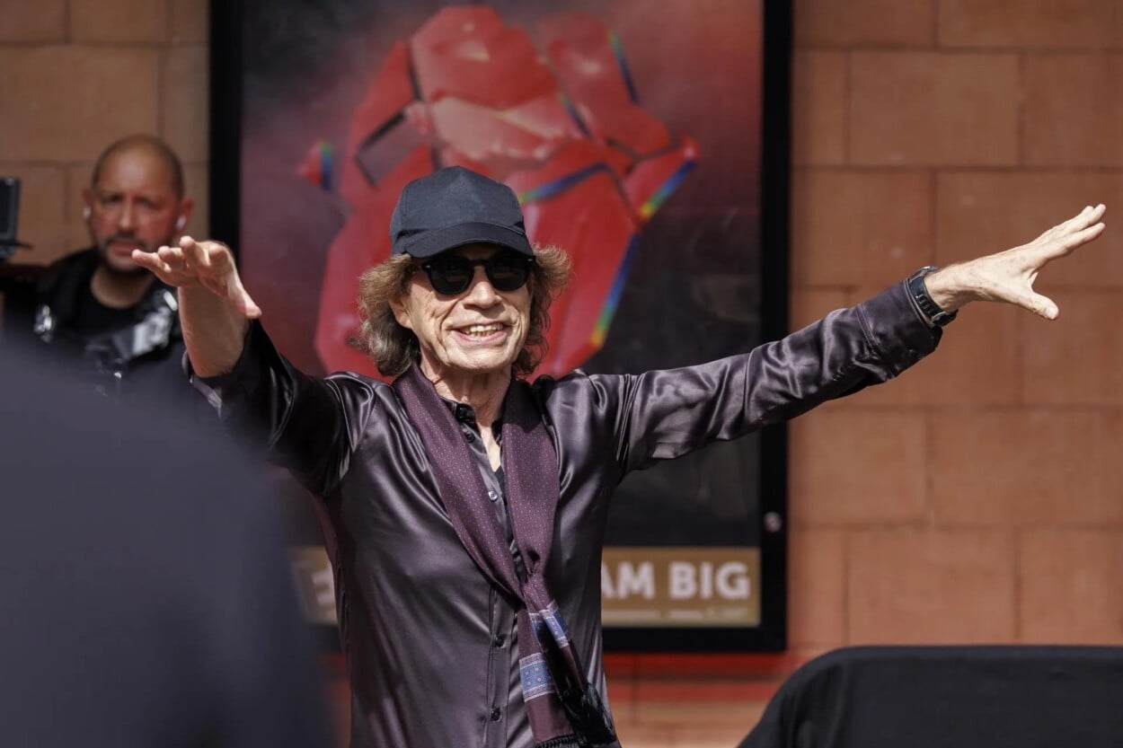 Mick Jagger frena torre de apartamentos en Battersea junto a vecinos