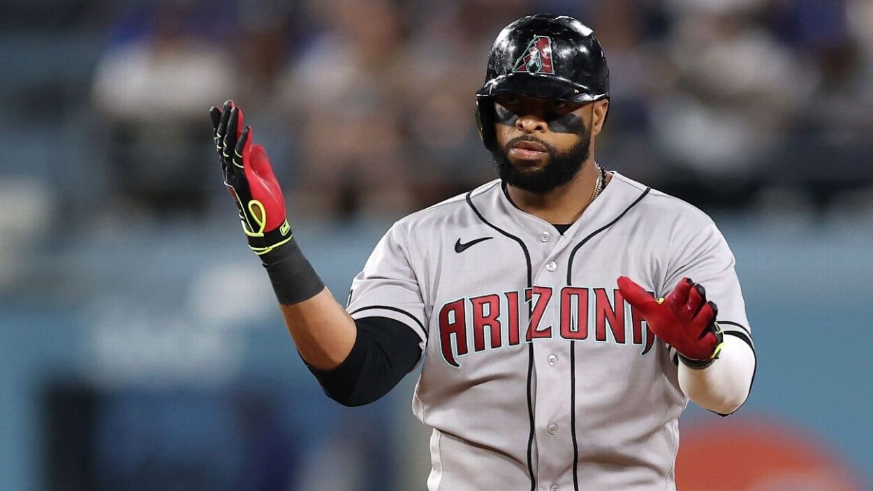 Carlos Santana sufre revés en su rehabilitación