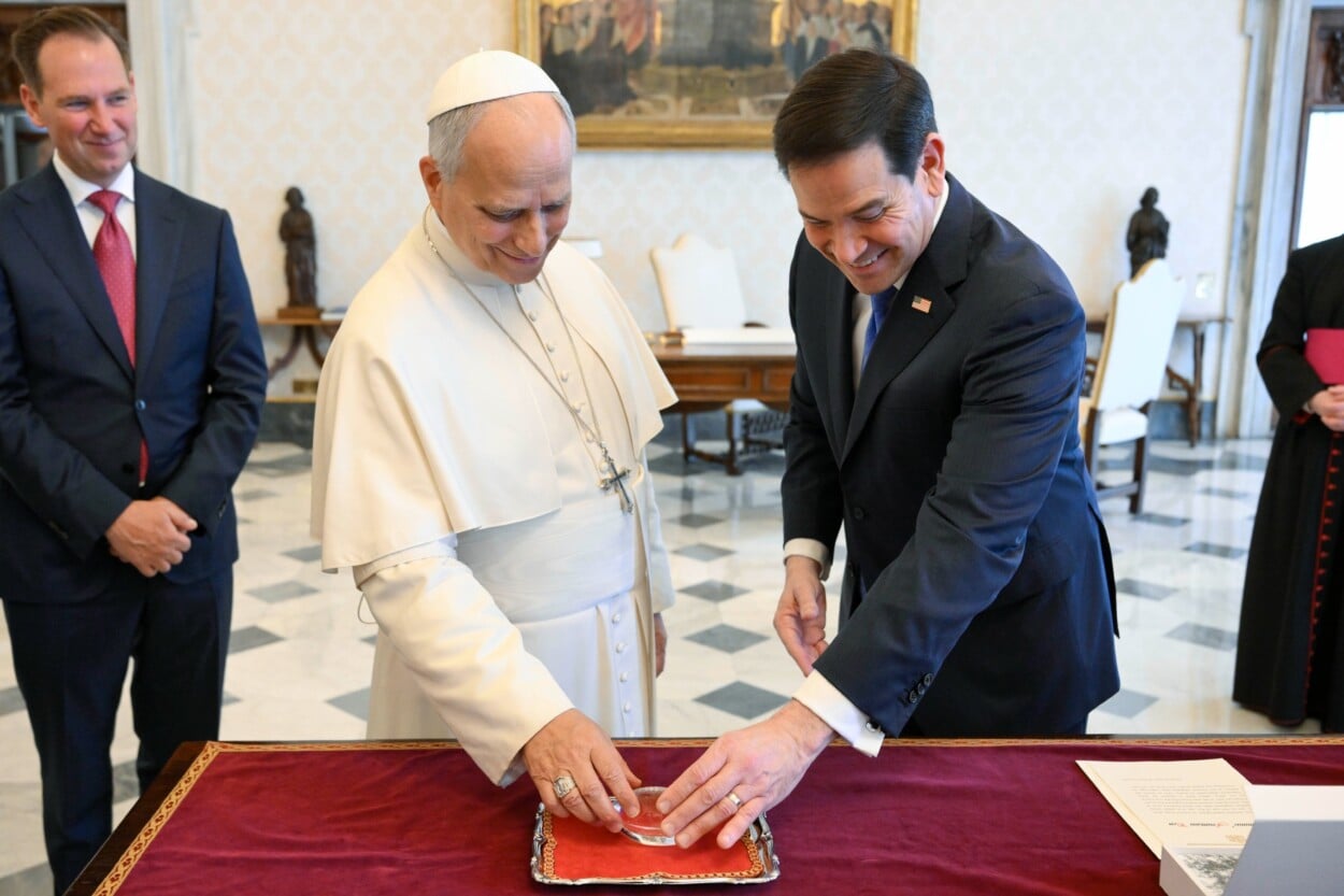 Encuentro de Rubio y León XIV: ¿un paso hacia la paz?